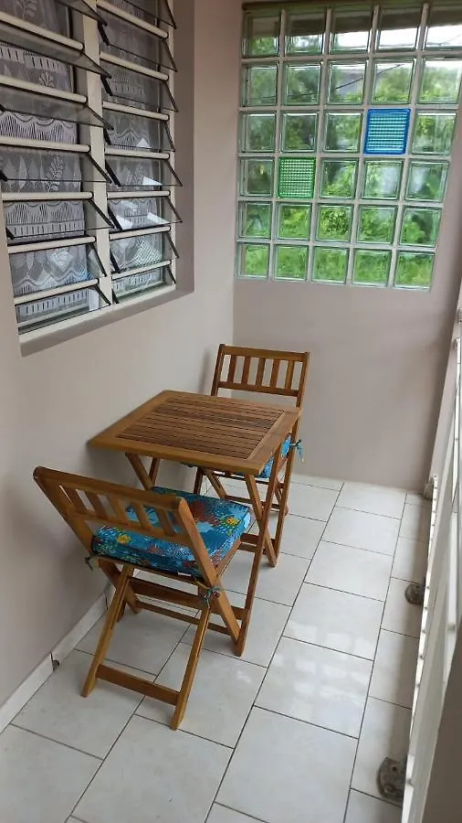 Apartamento Le Petit Nid Vanille Sainte-Marie Martinica